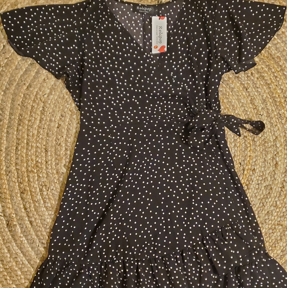 Black white polka dot wrap dress NWT